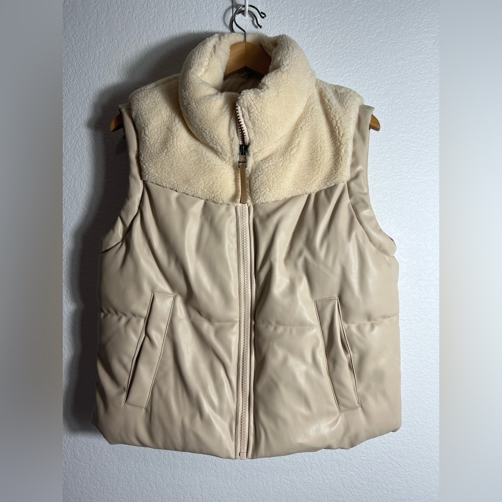 BEARPAW Ladies'‎ Faux Leather Yoke Vest cream VEST L